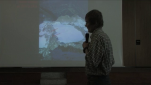 Les risques liés à la poche d'eau du glacier de Tête Rousse (C. Vincent) - 2010