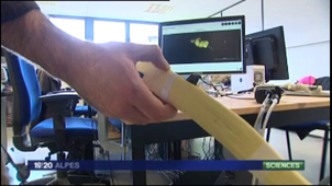 Reportage de France 3 Alpes au laboratoire TIMC-IMAG et au Laboratoire d'informatique de Grenoble - équipe interface homme-machine.