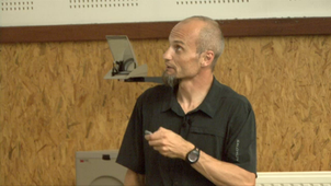 Le rôle du cerveau dans les limites humaines à l’effort extrême : de l’ultramarathon à l’expédition en montagne.