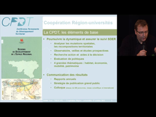 02-04 PENSER LES INTERFACES UNIVERSITE(S) TERRITOIRE(S)